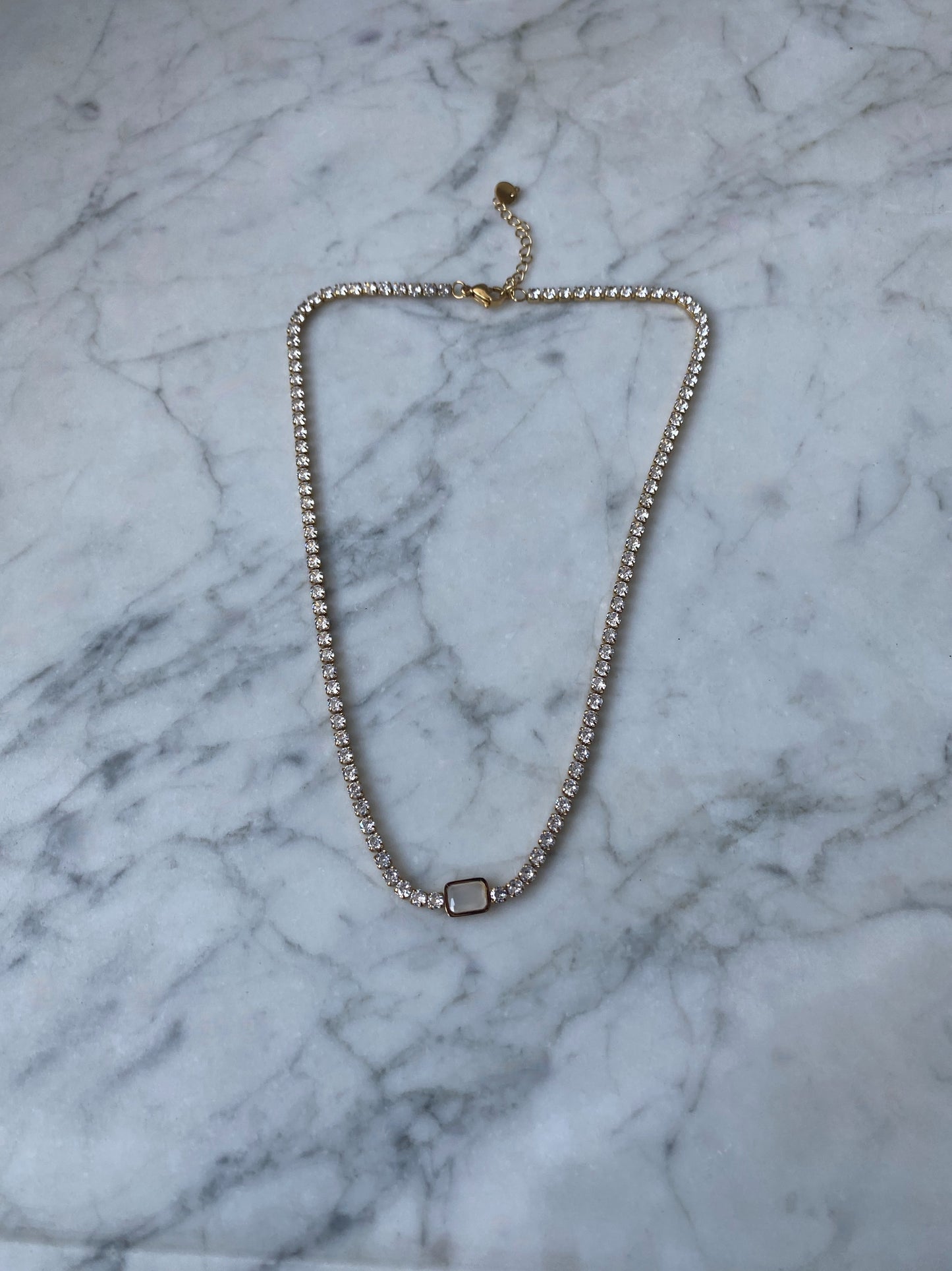 Collier Minuit